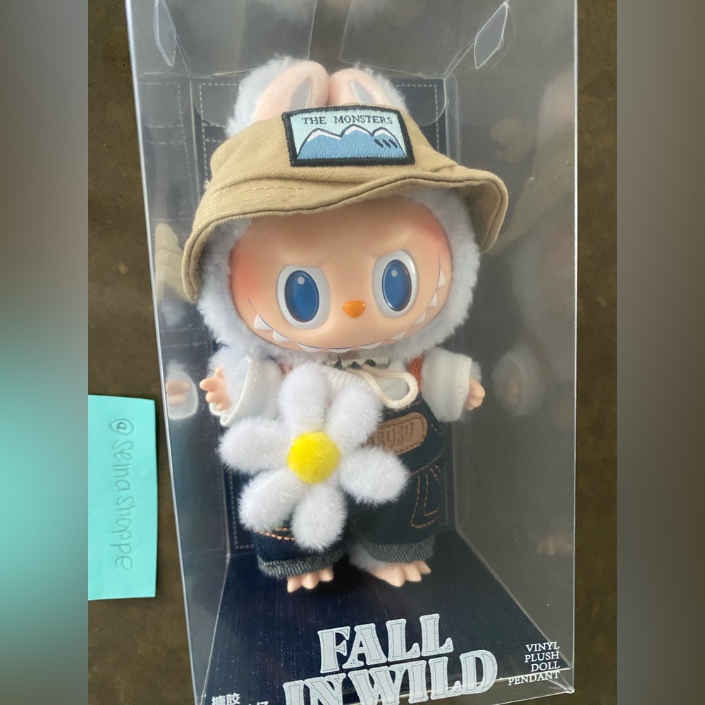 POP MART Labubu Fall In Wild Pendant Keychain NIB Sealed FIW